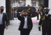 Miles marchan en Chile para presionar por el avance de reformas sociales