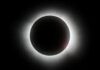 Las imágenes del impactante eclipse solar total en México y Estados Unidos
