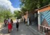 Denuncian agentes de Migración «saquean» casas de haitianos durante operativo