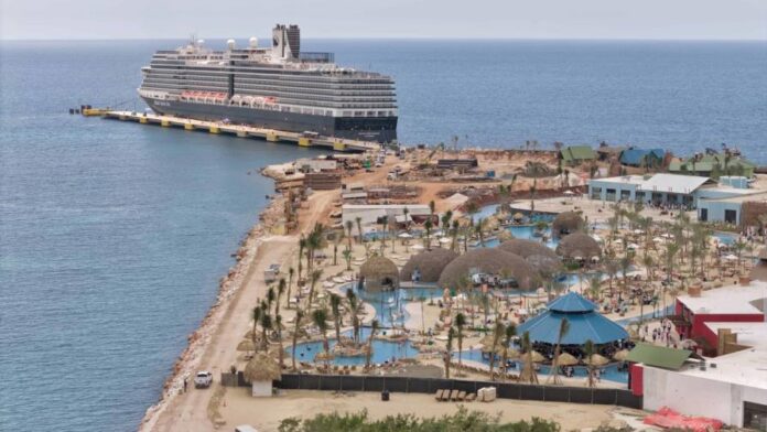 llega-segundo-crucero-a-puerto-cabo-rojo-con-casi-2000-turistas-focus-0-0-896-504