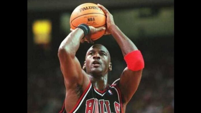michael-jordan-ap-21-de-agosto-del-15-36f5fc10-focus-min0.05-0.25-896-504