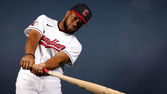 mlb-advierte-a-equipos-sobre-prospectos-que-evaden-el-draft-focus-min0.2-0.63-896-504