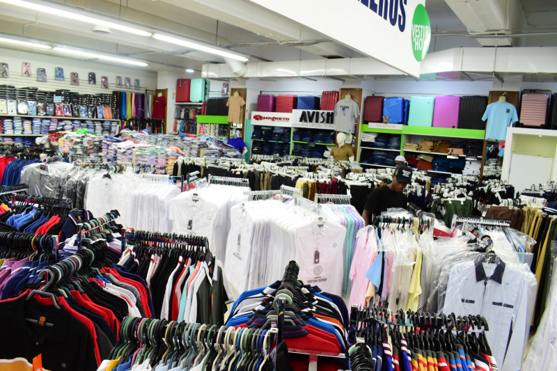 Poco o ninguno, así fue el flujo en comercios a la víspera del Día de los Padres