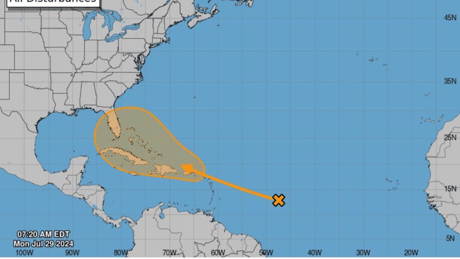 crop-w900-h600-clima-en-rd-depresion-tropical-podria-formarse-esta-semana-focus-min0.21-min0.35-896-504