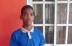 Denuncian que militar mató a un adolescente mientras intentaba defender a hermano en Haina